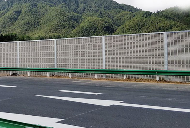 <a href=http://www.51caipu.com.cn/news_article.html?news_id=128>聲屏障</a>
